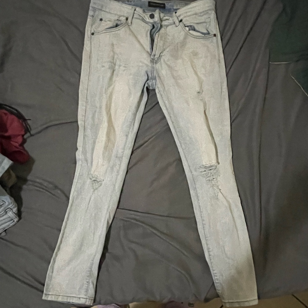 Aeropostale Light Washed Jeans